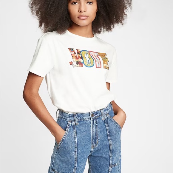“VOTE” T-Shirt from GAP - Picture 2 of 6